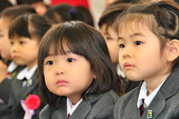 東京いずみ幼稚園 足立区の幼稚園 ミュージックステップや石井式国語教育等の適時教育を実践